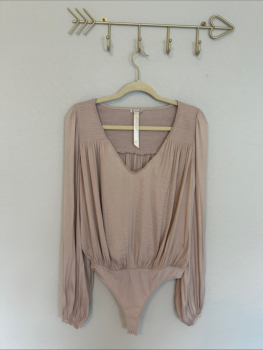 Intimately Free People Bodysuit Small Dusty Mauve Smocked Long Sleeve V Neck - Picture 2 of 8